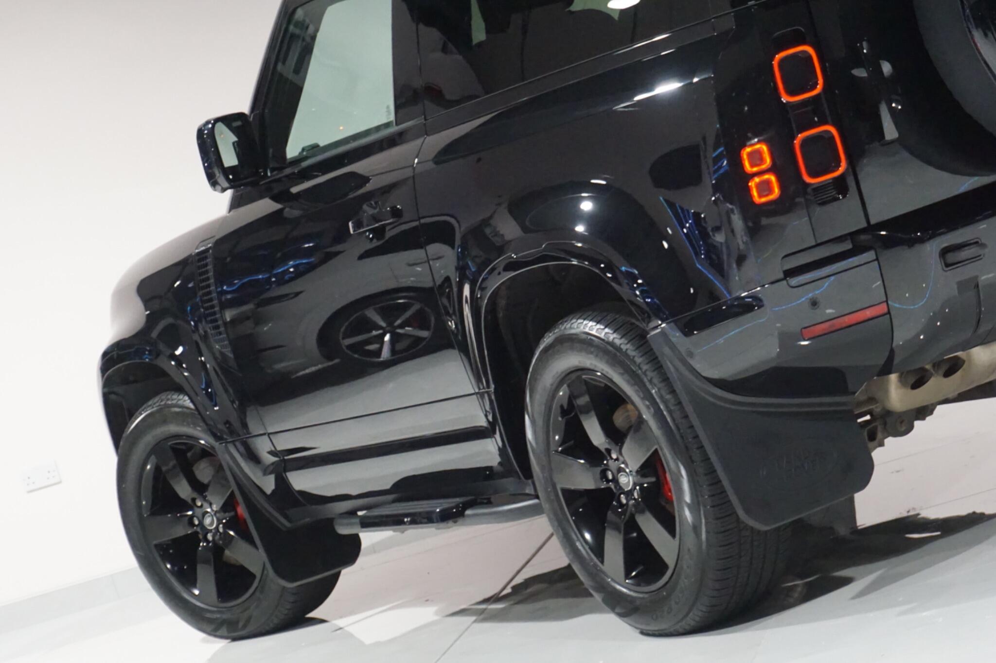 Land Rover Defender 90 3.0 D250 MHEV X-Dynamic HSE SUV 3dr Diesel Auto 4WD Euro 6 (s/s) (250 ps)